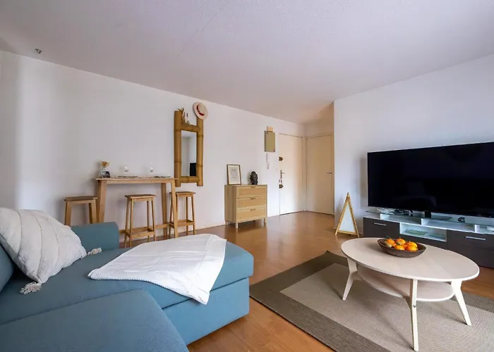 Parenthese De Bonheur - 600 M De La