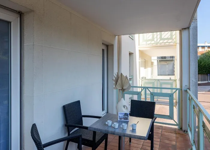 Parenthese De Bonheur - 600 M De La アルカション